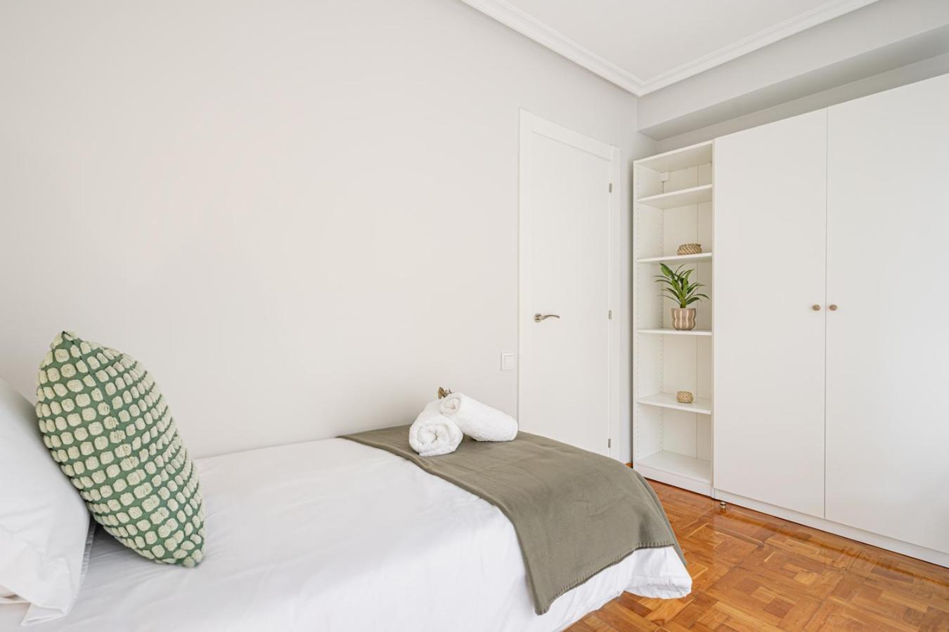 Apartamento Tres Mares Gijon Luaran gambar